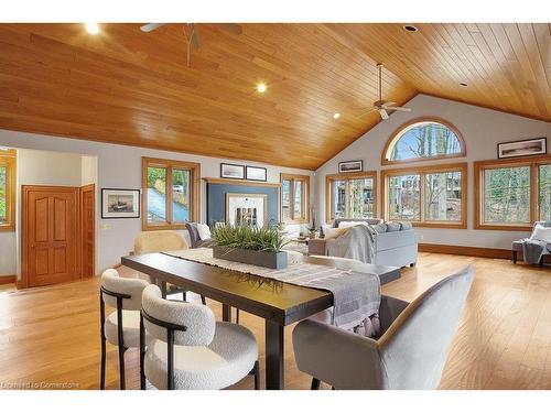 143 Grand Ridge Drive, Cambridge, ON - Indoor Photo Showing Dining Room