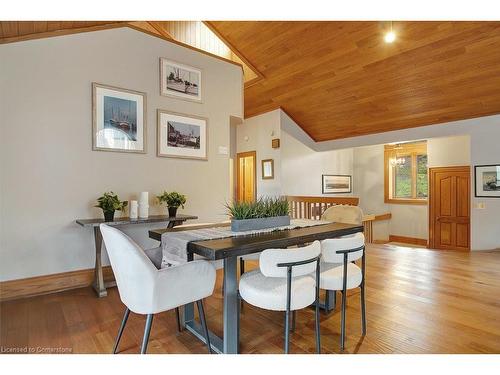 143 Grand Ridge Drive, Cambridge, ON - Indoor Photo Showing Dining Room