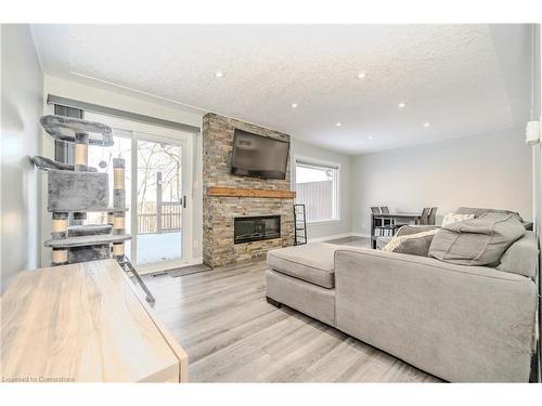 255 Fountain Street N, Cambridge, ON - Indoor Photo Showing Living Room With Fireplace