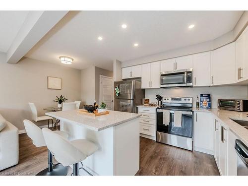 30-86 Erbsville Court, Waterloo, ON - Indoor Photo Showing Kitchen With Stainless Steel Kitchen With Upgraded Kitchen