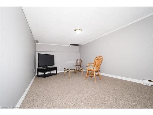 1-65 Glamis Road, Cambridge, ON - Indoor