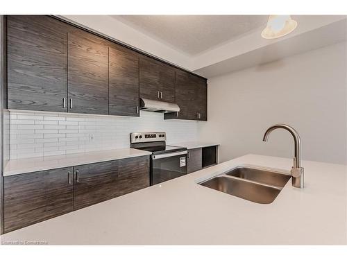 D054-142 Foamflower Place, Waterloo, ON - Indoor Photo Showing Kitchen With Double Sink