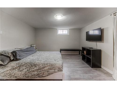 92 Belleview Avenue, Kitchener, ON - Indoor Photo Showing Bedroom