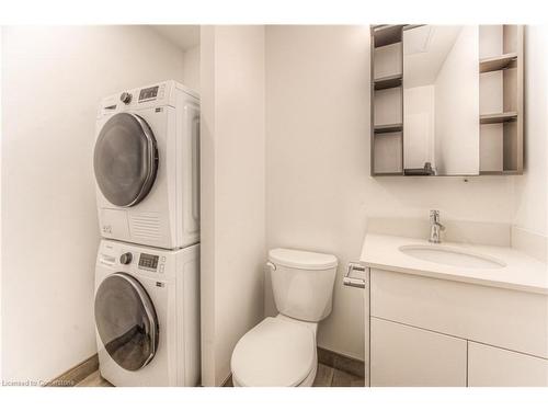 2713-60 Frederick Street, Kitchener, ON - Indoor Photo Showing Laundry Room