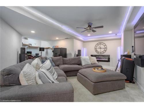 134 Bayne Crescent, Cambridge, ON - Indoor Photo Showing Living Room With Fireplace