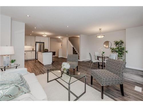 2B-115 South Creek Drive, Kitchener, ON - Indoor Photo Showing Living Room