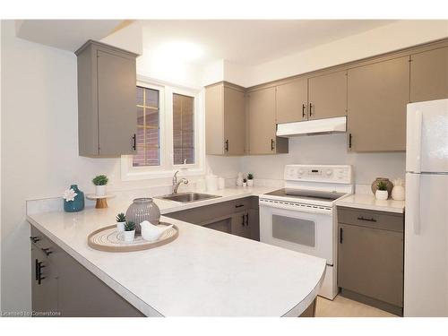 1388 Concession Road, Cambridge, ON - Indoor Photo Showing Kitchen