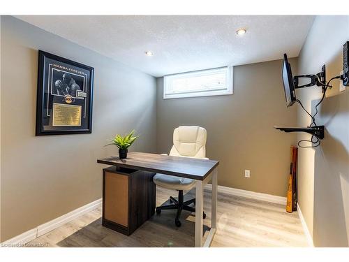 31 Pinecrest Drive, Kitchener, ON - Indoor