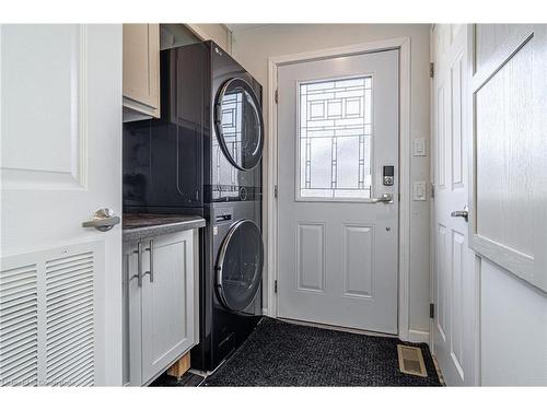 5 Sumac Crescent, Puslinch, ON - Indoor Photo Showing Laundry Room