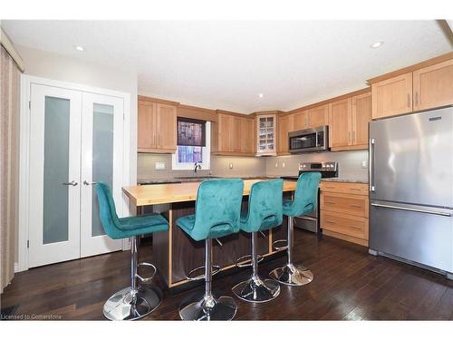 24 Park Place, Tillsonburg, ON - Indoor Photo Showing Kitchen