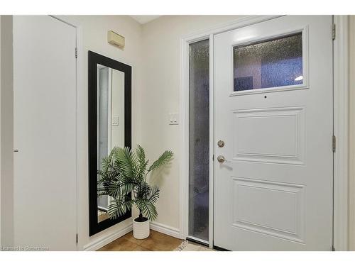 25-20 Paulander Drive, Kitchener, ON - Indoor Photo Showing Other Room