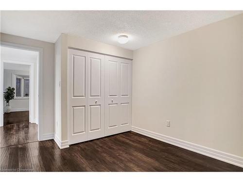 25-20 Paulander Drive, Kitchener, ON - Indoor Photo Showing Other Room