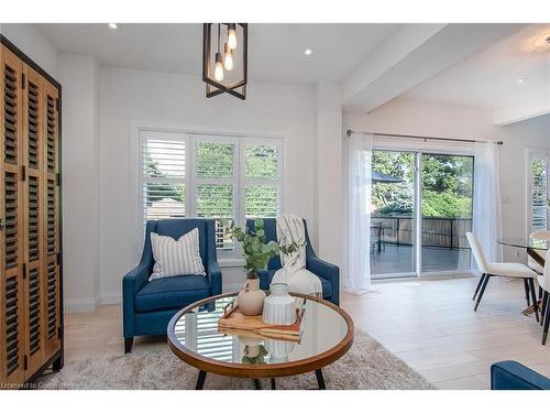 160 Redtail Street, Kitchener, ON - Indoor Photo Showing Living Room