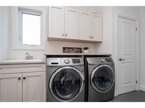 160 Redtail Street, Kitchener, ON - Indoor Photo Showing Laundry Room