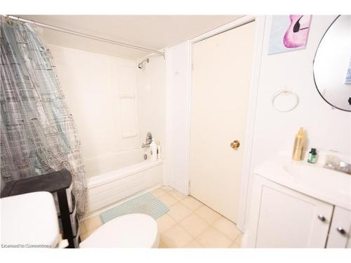 1111 Beattie Street, North Bay, ON - Indoor Photo Showing Bathroom