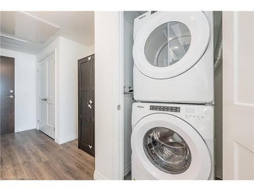 1909-108 Garment Street, Kitchener, ON - Indoor Photo Showing Laundry Room