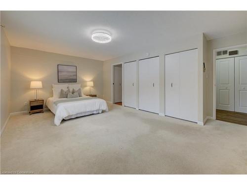 204-20 Berkley Road, Cambridge, ON - Indoor Photo Showing Bedroom