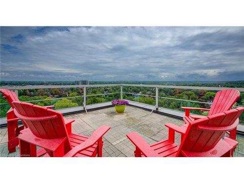 204-20 Berkley Road, Cambridge, ON - Outdoor With View