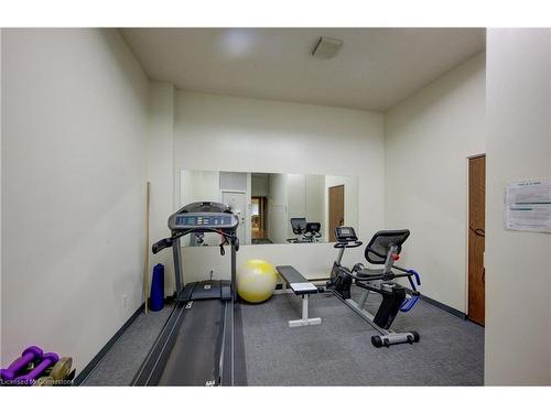 204-20 Berkley Road, Cambridge, ON - Indoor Photo Showing Gym Room