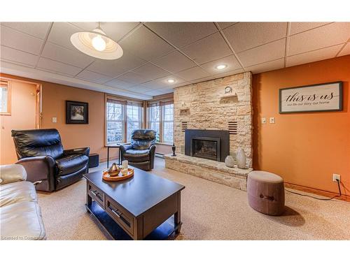 592 Fairview Street, New Hamburg, ON - Indoor Photo Showing Living Room With Fireplace