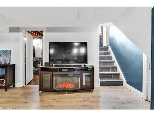 63 Gibson Drive, Kitchener, ON - Indoor Photo Showing Living Room