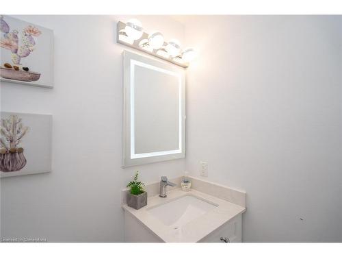 734 Cook Crescent, Shelburne, ON - Indoor Photo Showing Bathroom