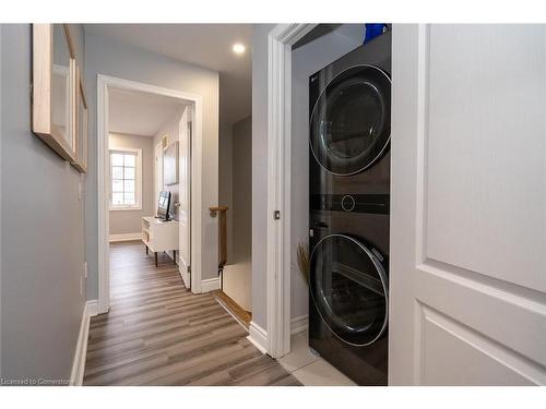 734 Cook Crescent, Shelburne, ON - Indoor Photo Showing Laundry Room