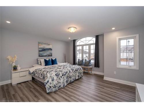 734 Cook Crescent, Shelburne, ON - Indoor Photo Showing Bedroom