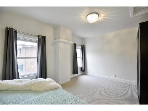 101 Adam Street, Cambridge, ON - Indoor Photo Showing Bedroom