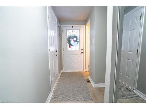 22 Carmine Crescent, Cambridge, ON - Indoor Photo Showing Other Room