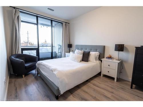 310-690 King Street, Kitchener, ON - Indoor Photo Showing Bedroom