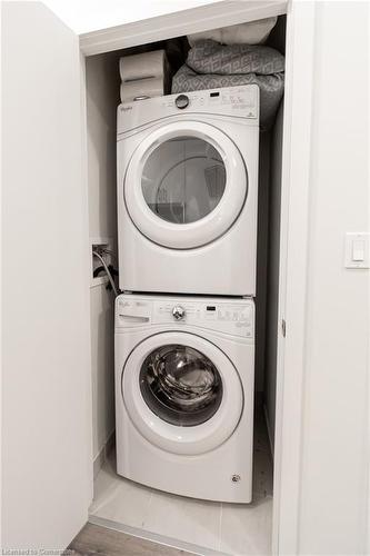 310-690 King Street, Kitchener, ON - Indoor Photo Showing Laundry Room