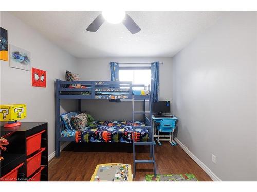 122 Cranston Avenue, Cambridge, ON - Indoor Photo Showing Bedroom