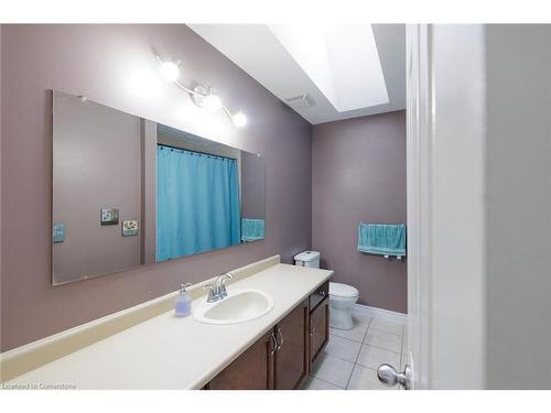 122 Cranston Avenue, Cambridge, ON - Indoor Photo Showing Bathroom