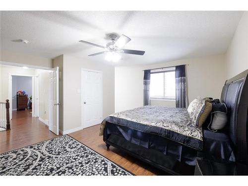 122 Cranston Avenue, Cambridge, ON - Indoor Photo Showing Bedroom