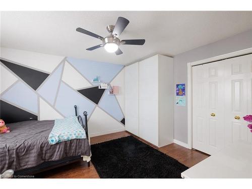 122 Cranston Avenue, Cambridge, ON - Indoor Photo Showing Bedroom