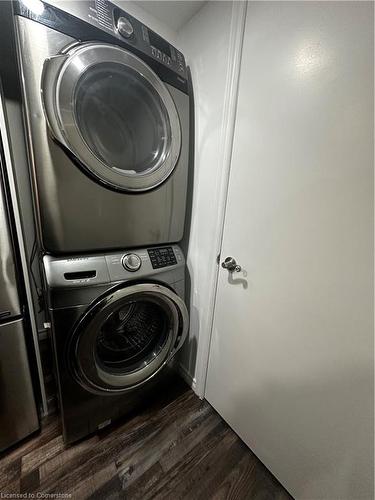 Basement-1010 Copper Leaf Crescent, Kitchener, ON - Indoor Photo Showing Laundry Room