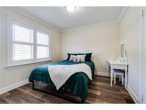 245 St Andrews Street, Cambridge, ON - Indoor Photo Showing Bedroom