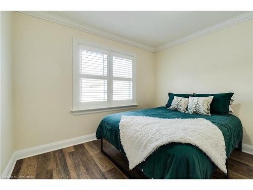 245 St Andrews Street, Cambridge, ON - Indoor Photo Showing Bedroom