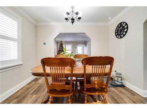 245 St Andrews Street, Cambridge, ON - Indoor Photo Showing Dining Room