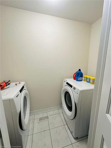 129 Haldimand Street Street, Kitchener, ON - Indoor Photo Showing Laundry Room