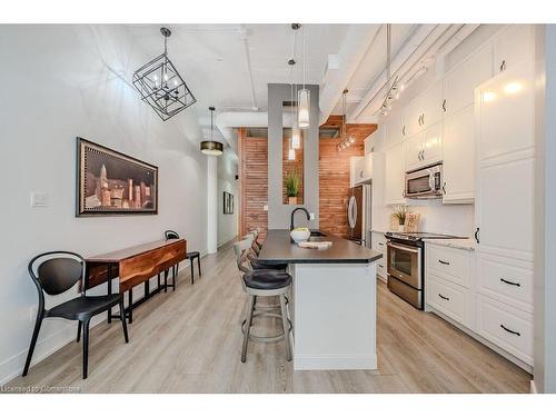 210-112 Benton Street, Kitchener, ON - Indoor Photo Showing Kitchen With Upgraded Kitchen