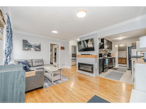 357 Dover Street S, Cambridge, ON - Indoor Photo Showing Living Room With Fireplace