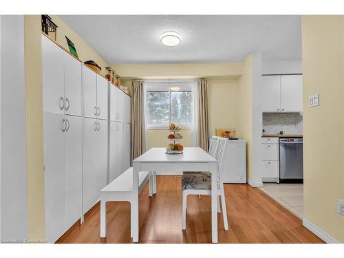 44-46 Cedarwoods Crescent, Waterloo, ON - Indoor Photo Showing Dining Room