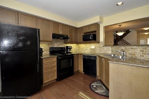 72 Senior Crescent, Cambridge, ON - Indoor Photo Showing Kitchen With Double Sink