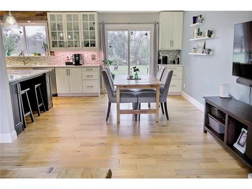 1413 West River Road, North Dumfries, ON - Indoor Photo Showing Dining Room