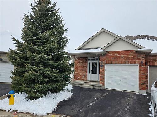 239 Buttercup Court, Waterloo, ON - Outdoor