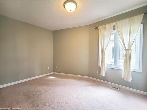 239 Buttercup Court, Waterloo, ON - Indoor Photo Showing Other Room