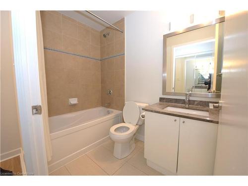 3603-33 Bay Street, Toronto, ON - Indoor Photo Showing Bathroom