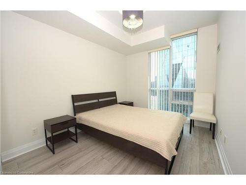 4004-16 Harbour Street, Toronto, ON - Indoor Photo Showing Bedroom